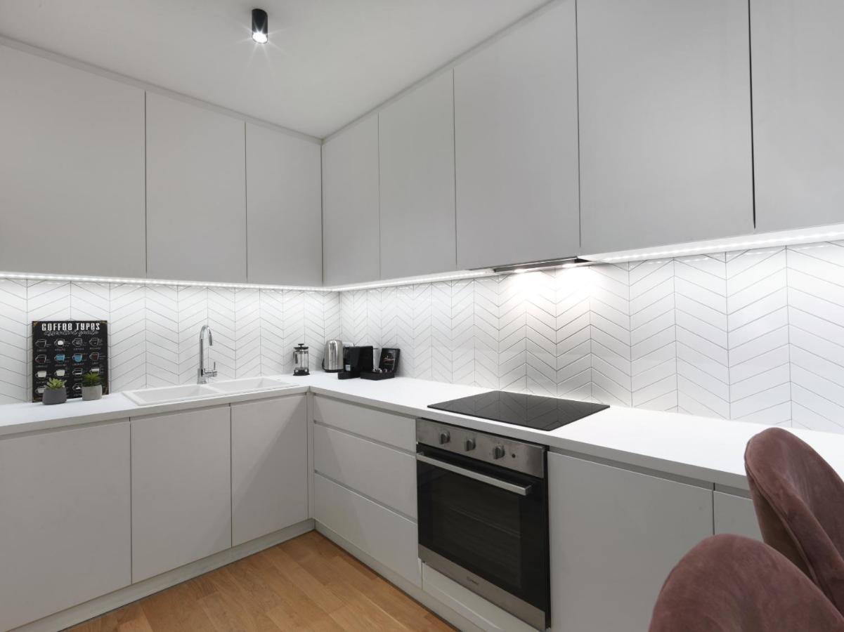 Fresh, New & Ready For You! Rnvtd Apt In Koukaki! Athens Exterior photo